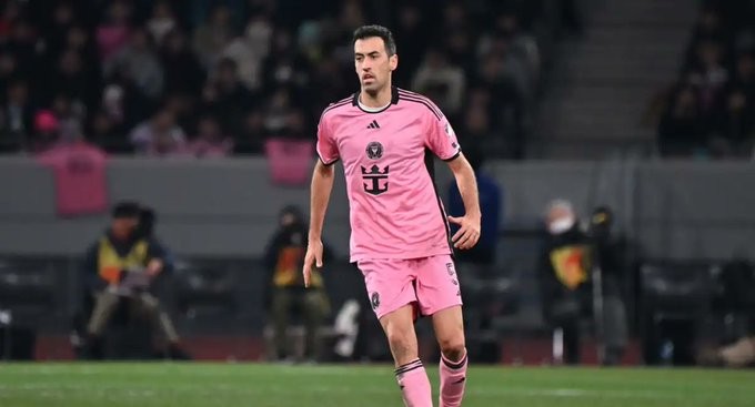 酋长球场迎 酋长球场迎