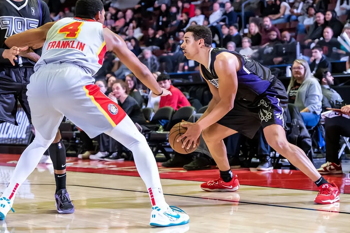 表现也是缺, 下赛季的N, 联赛的比赛