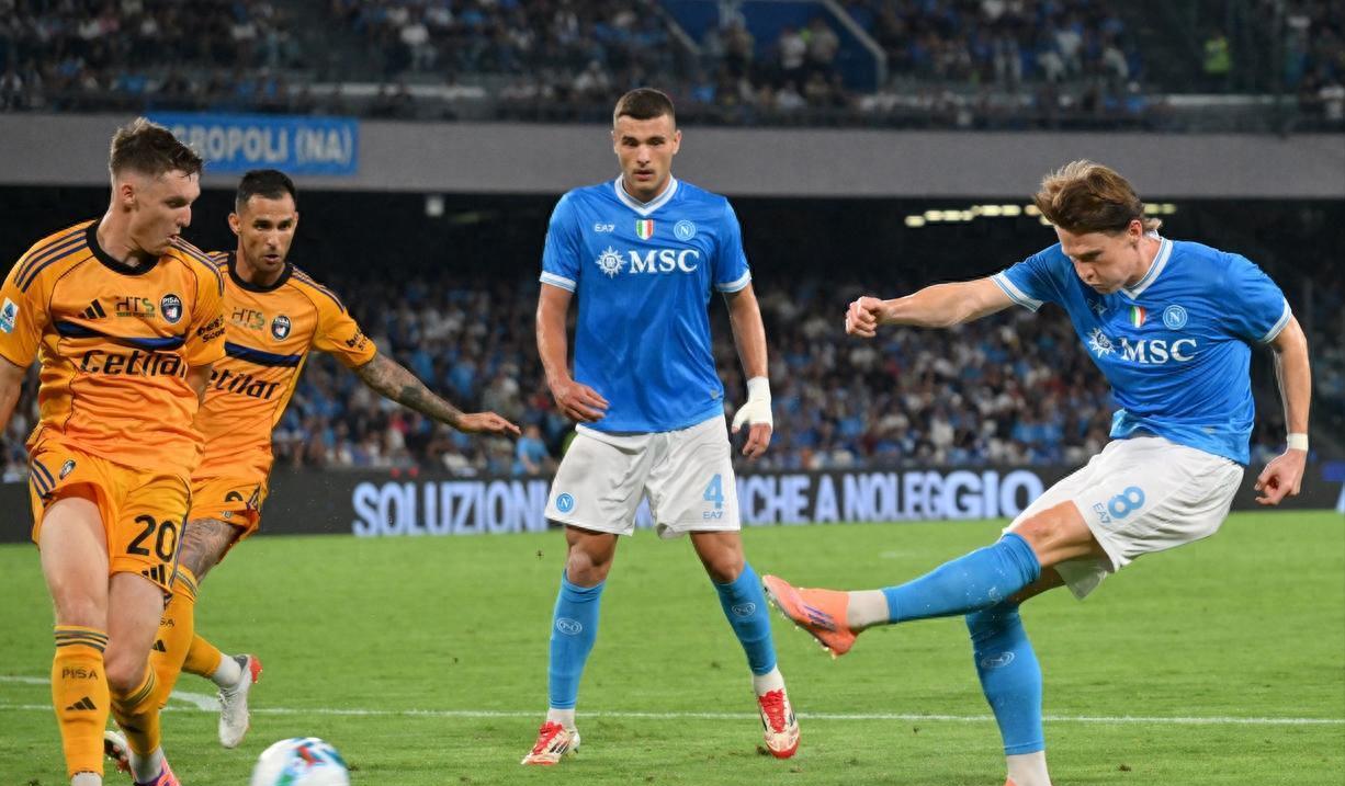 球能助攻, 取意甲四连