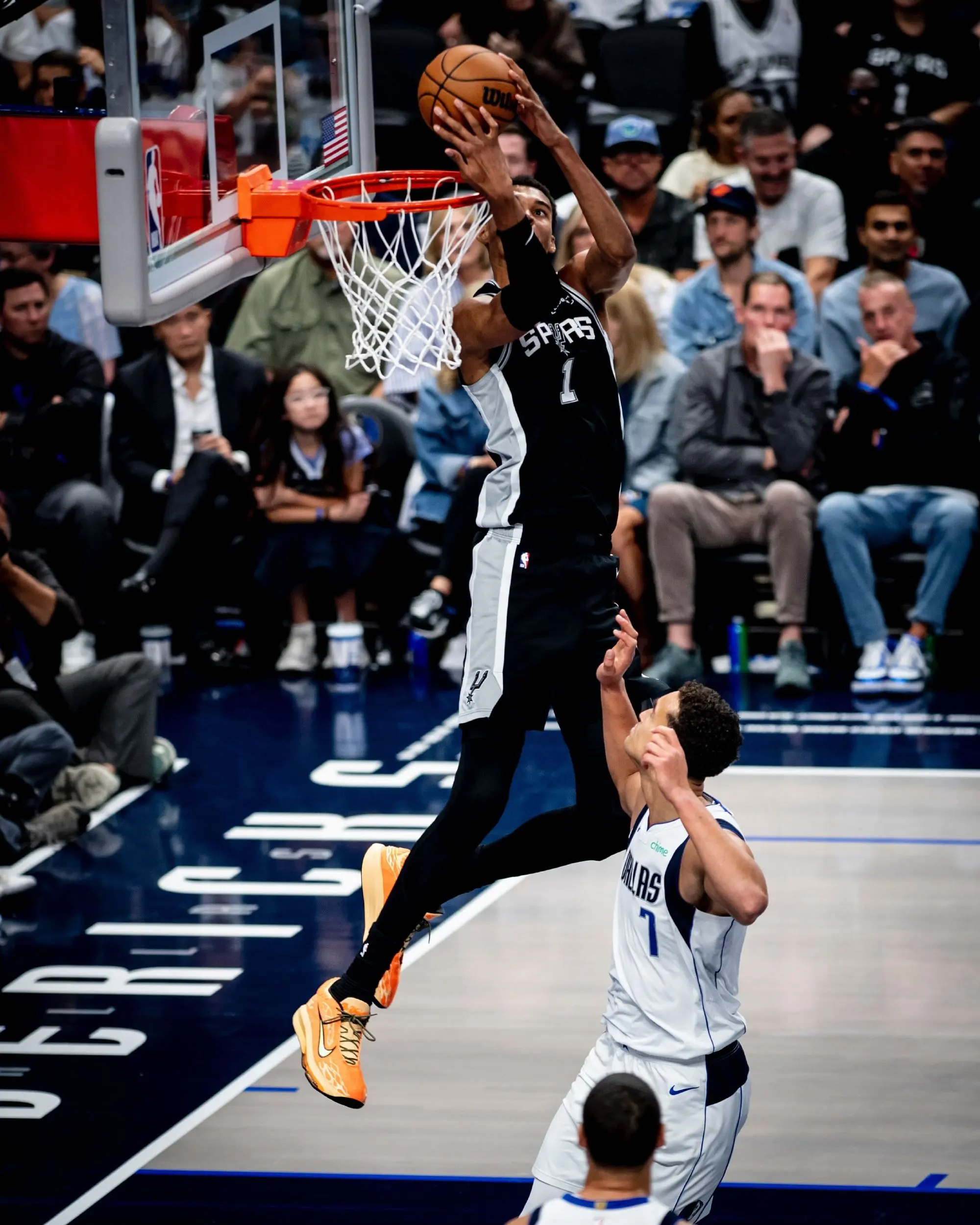 浓眉打成玩, class, alt